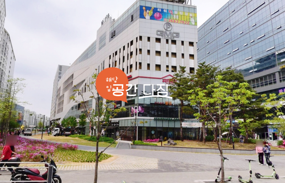 서울 강서구 마곡동 전용 약 110평 LG연구소 인근으로 개방감 우수한 상가, 사무실 물건 입니다. 월세 매물번호 10249 사진 1