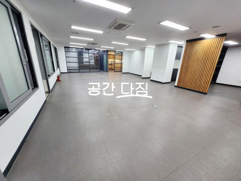 서울 강서구 마곡동 마곡나루역 사무실 임대 (프라이빗타워 1차) 월세 매물번호 11232 사진 2