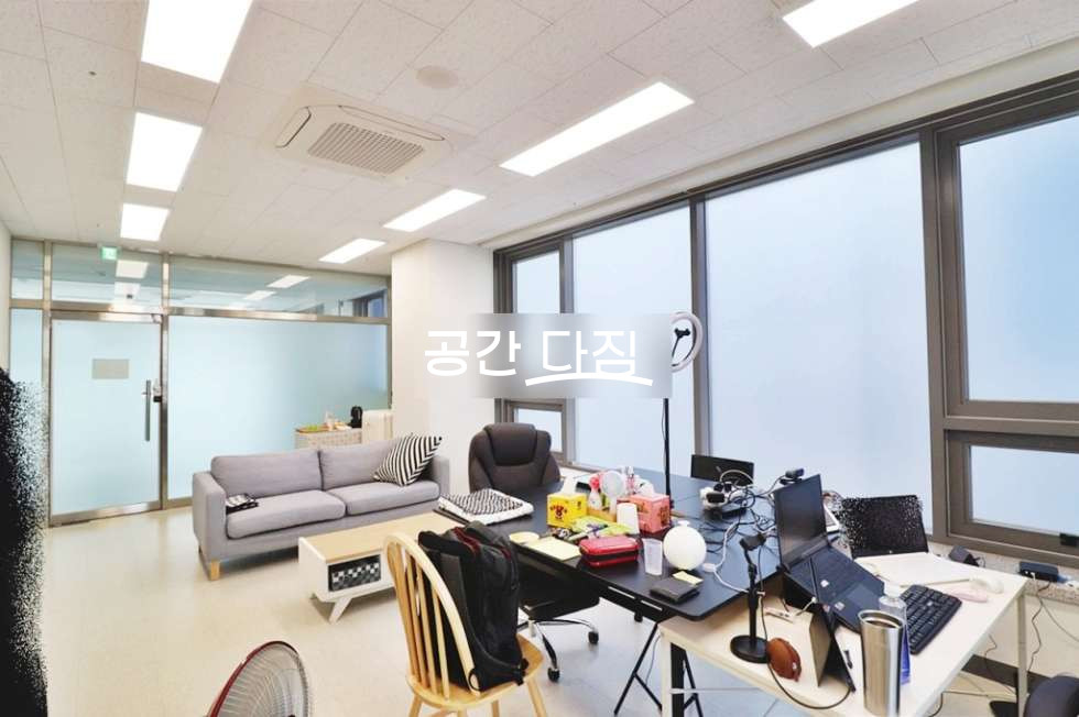 서울 강서구 마곡동 전용 8.8평 소형 상가 매매 물건 입니다. 갭투자 1.4억원 매매 매물번호 10327 사진 2