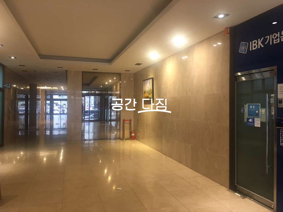 서울 강서구 등촌동 전용111평으로 54~55인 사무실 운영하시는분들께 강력 추천드립니다. 월세 매물번호 10065 사진 12